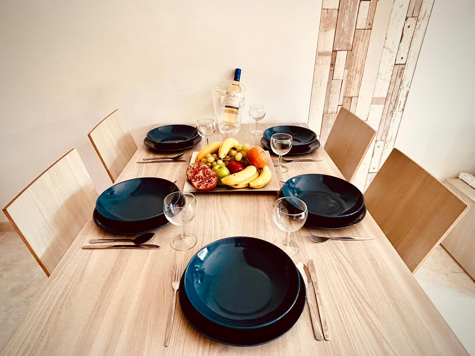 Arzella Apartments Xlendi Stylish Stay Near Beach Local Eats Exterior photo