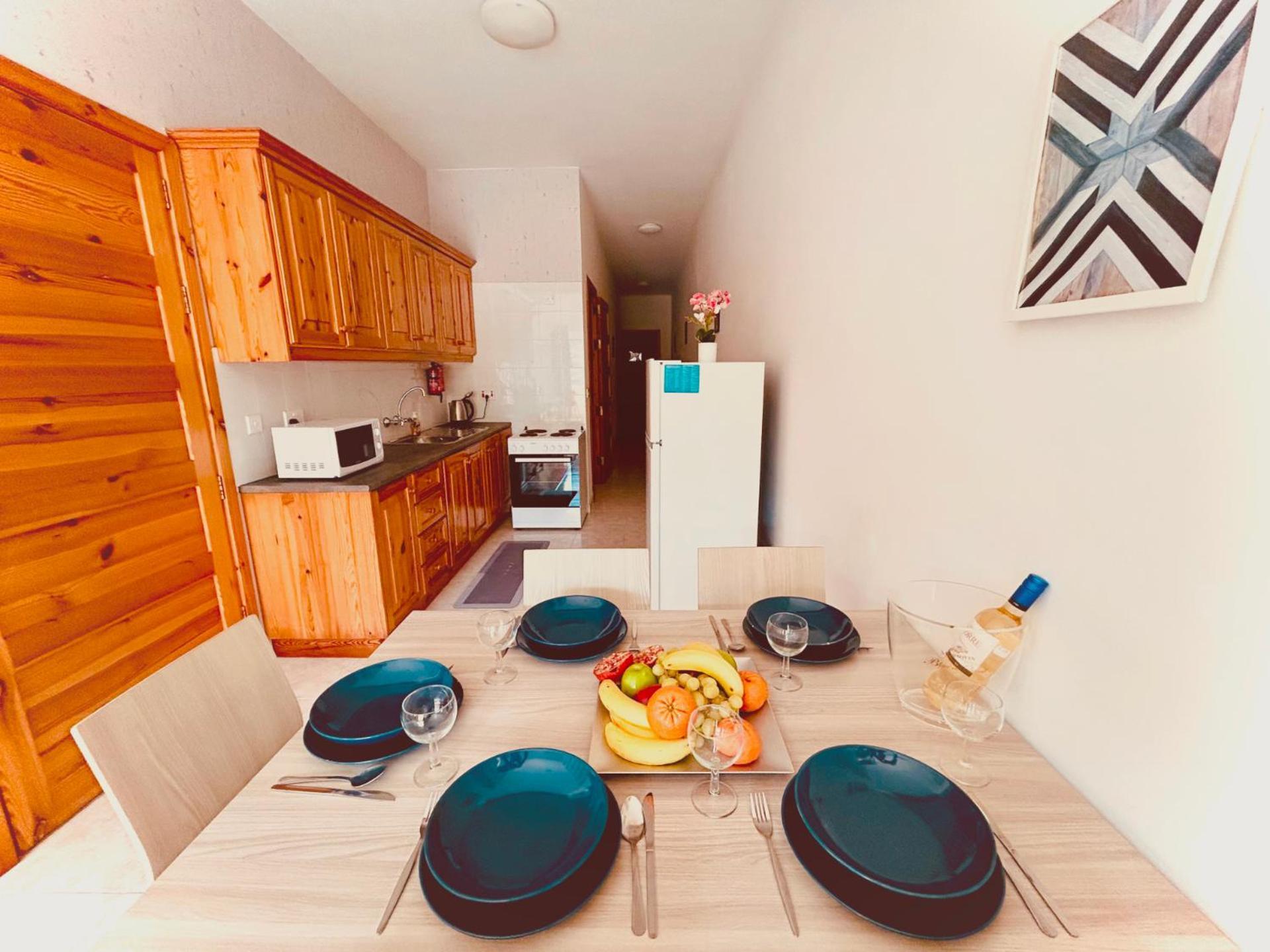 Arzella Apartments Xlendi Stylish Stay Near Beach Local Eats Exterior photo