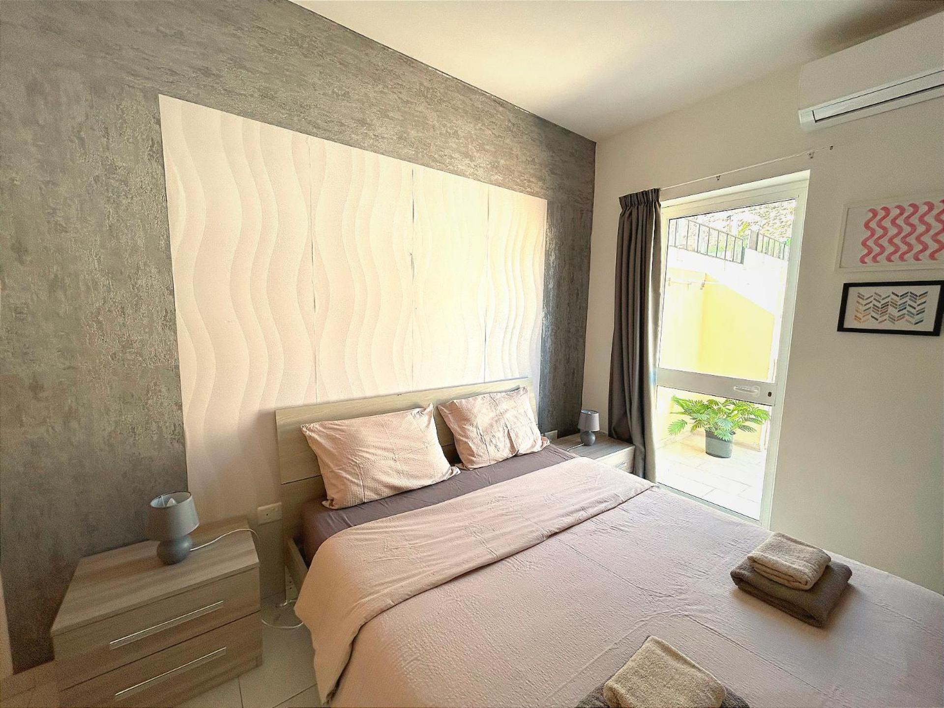 Arzella Apartments Xlendi Stylish Stay Near Beach Local Eats Exterior photo