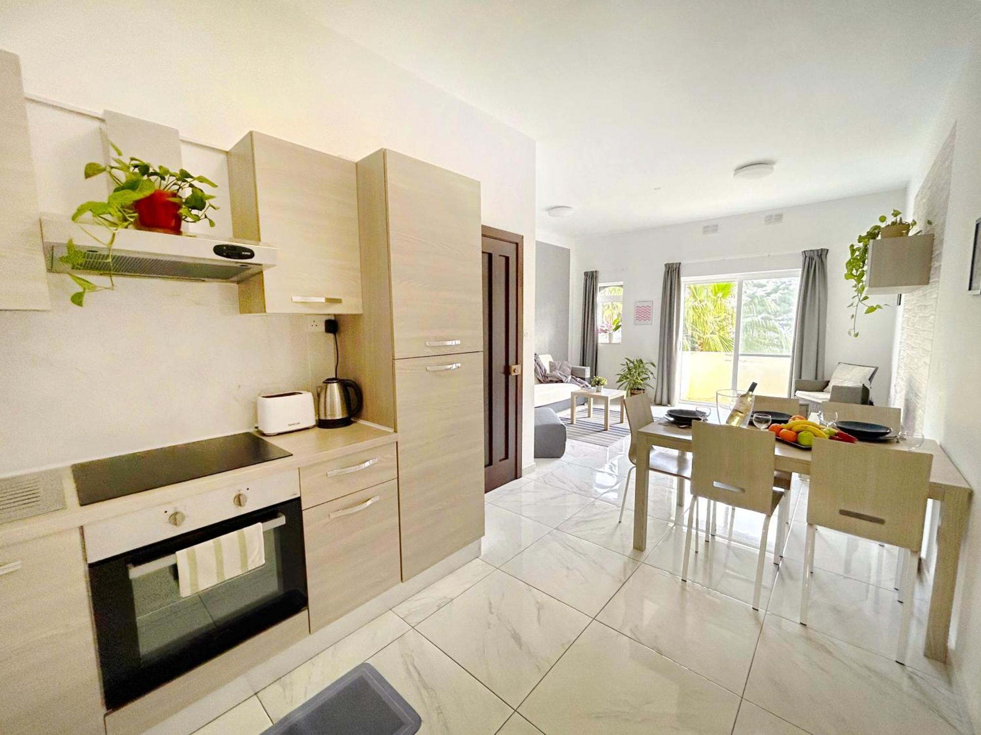 Arzella Apartments Xlendi Stylish Stay Near Beach Local Eats Exterior photo